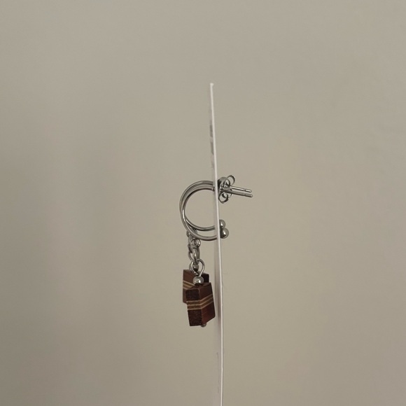 Isabelle Ferland Minimalist Wooden Earrings - Picture 5 of 6